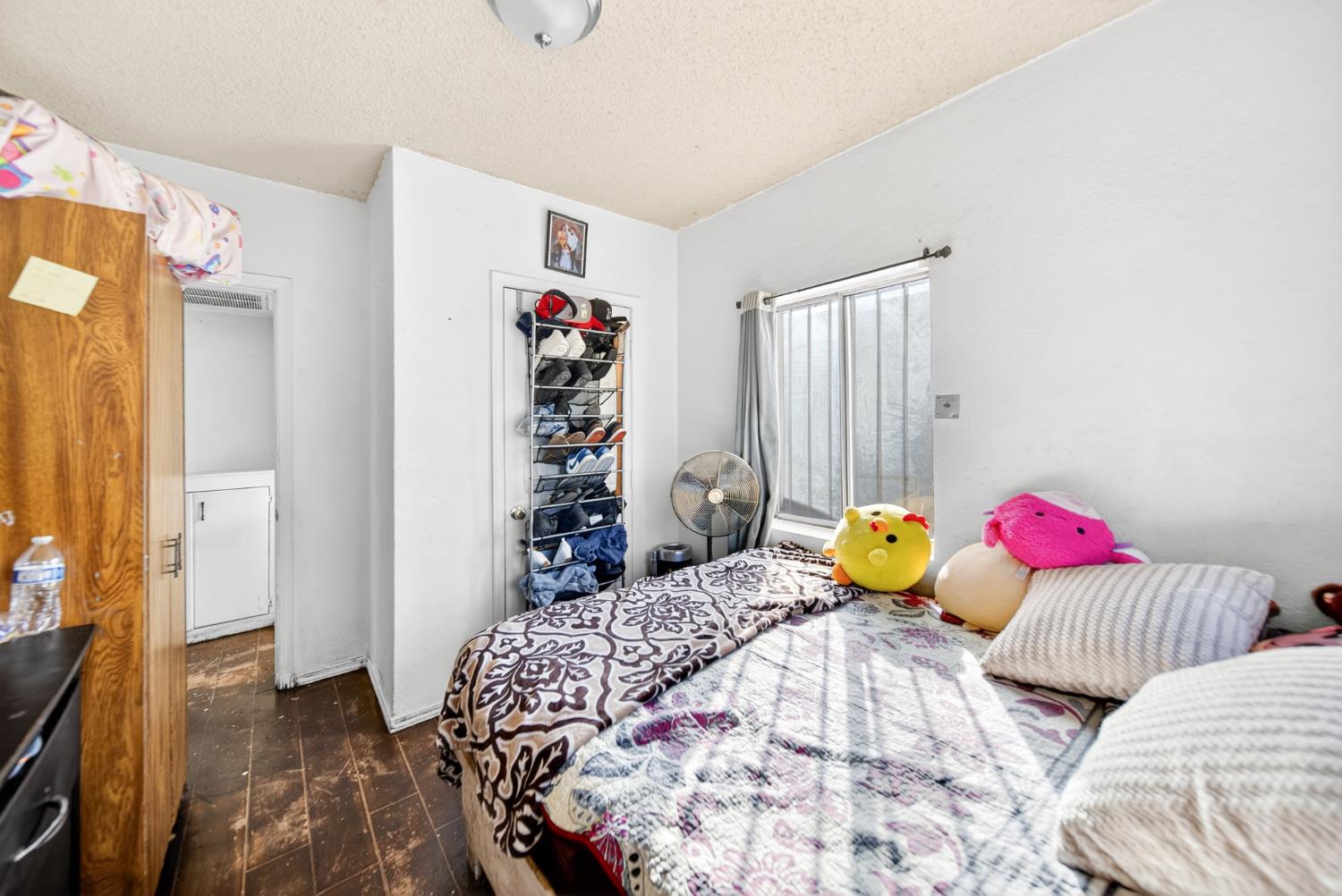 2522 E Grant Ave, Fresno, CA 93701