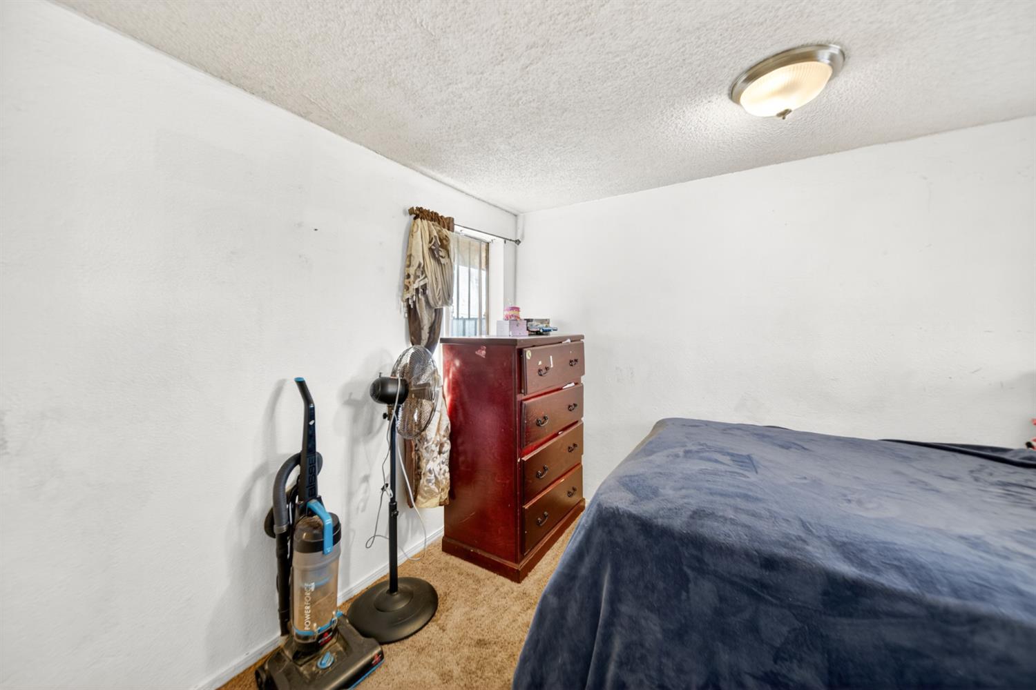 2522 E Grant Ave, Fresno, CA 93701