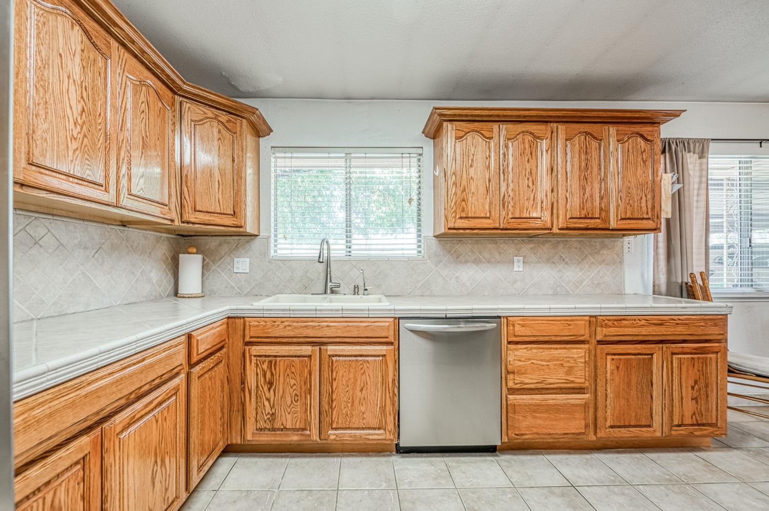 5400 AMBER Ave, Clovis, CA 93619