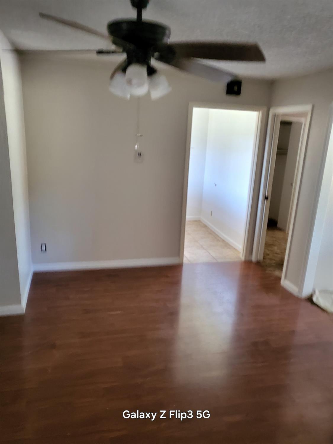 5400 AMBER Ave, Clovis, CA 93619