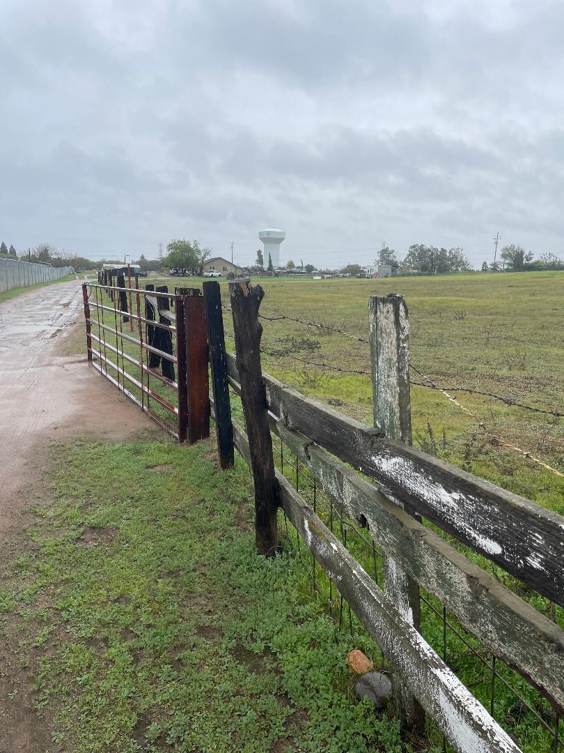 26225 Avenue 17 1/2, Madera, CA 93638