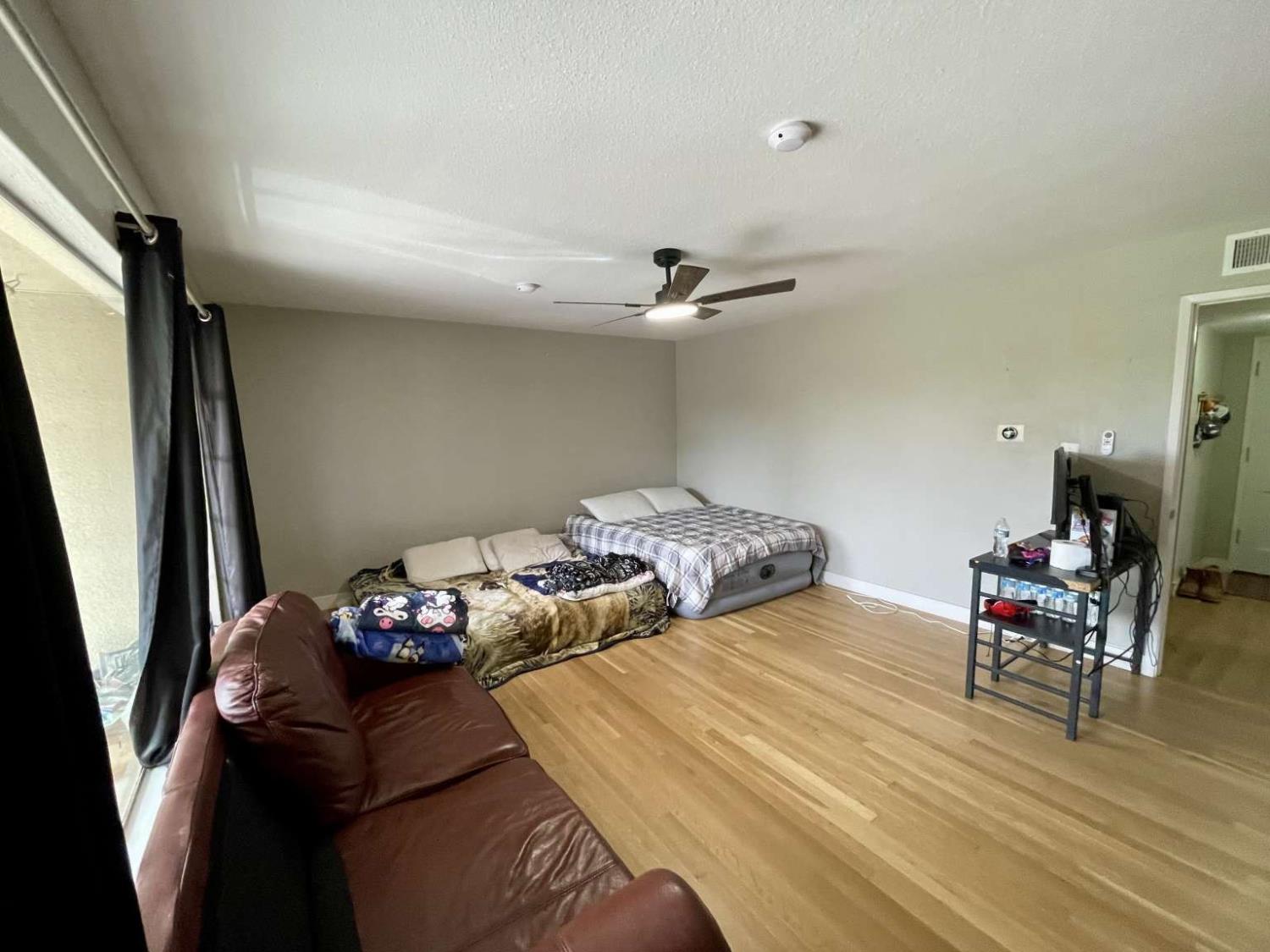 3654 E Donner Ave, Fresno, CA 93726