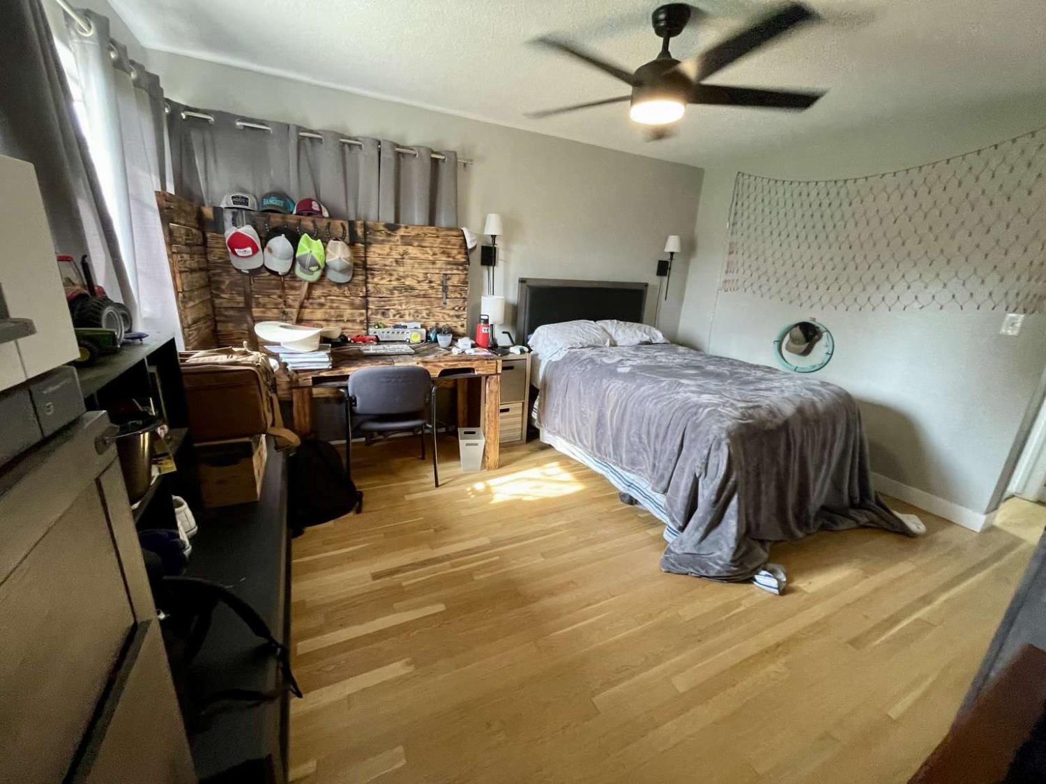 3654 E Donner Ave, Fresno, CA 93726