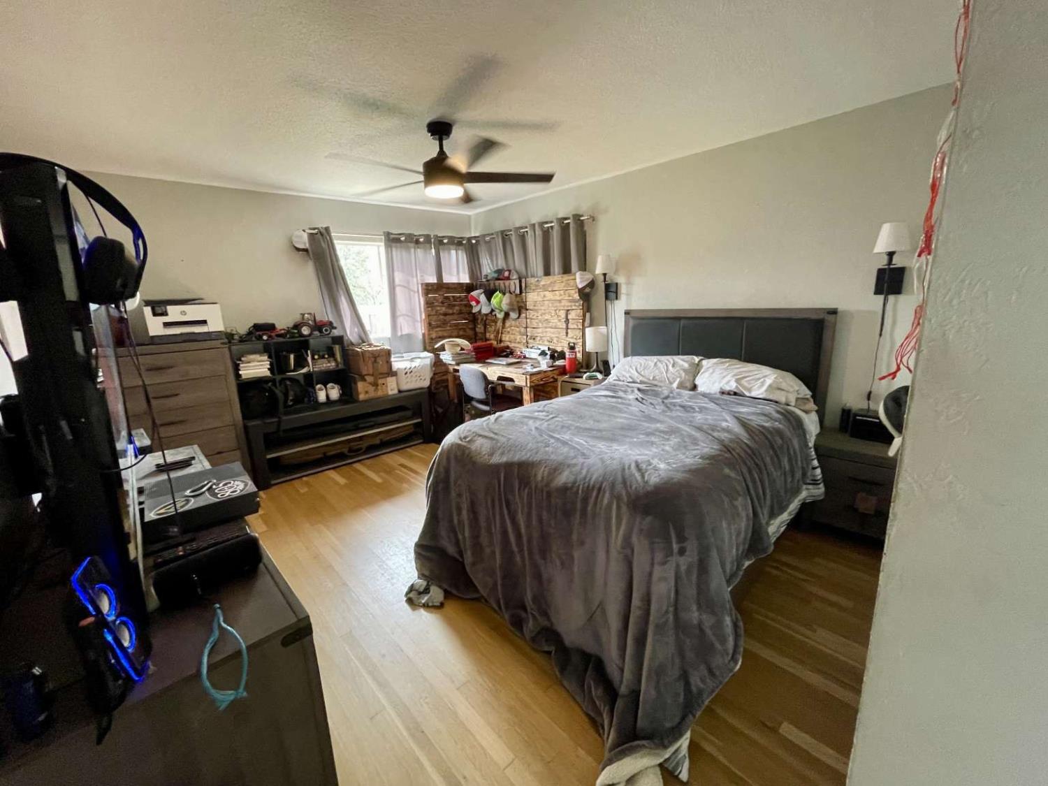 3654 E Donner Ave, Fresno, CA 93726