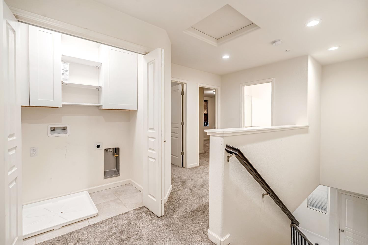 6095 E Bishop Ln SE, Fresno, CA 93727