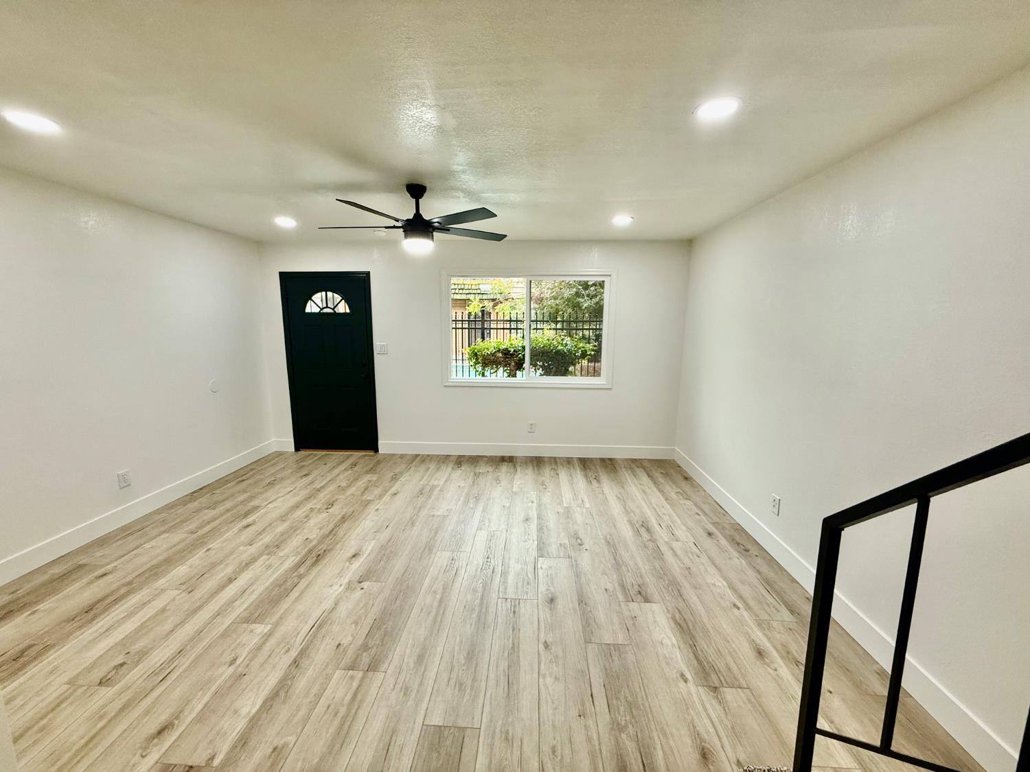 4136 N Thesta St #31, Fresno, CA 93726