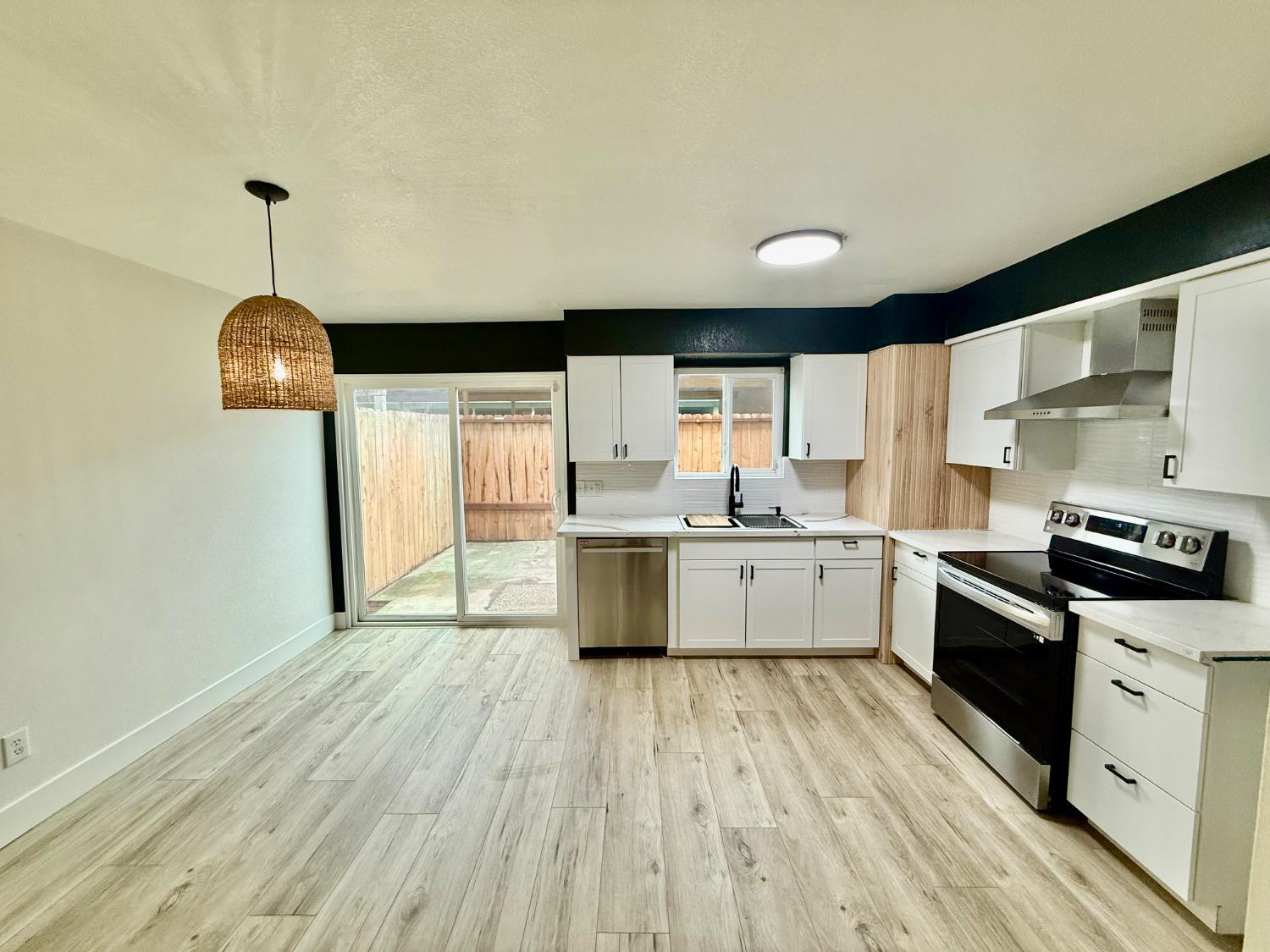 4136 N Thesta St #31, Fresno, CA 93726