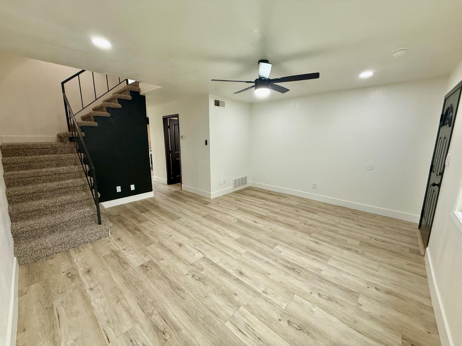 4136 N Thesta St #31, Fresno, CA 93726