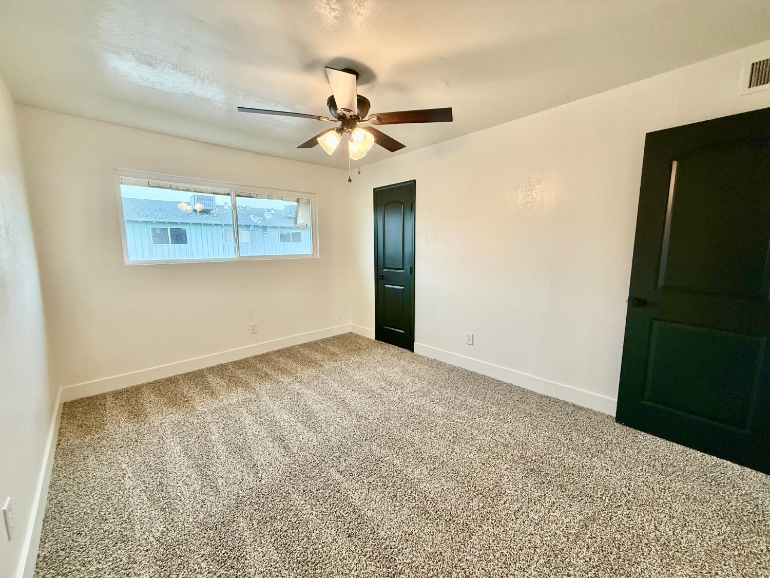 4136 N Thesta St #31, Fresno, CA 93726