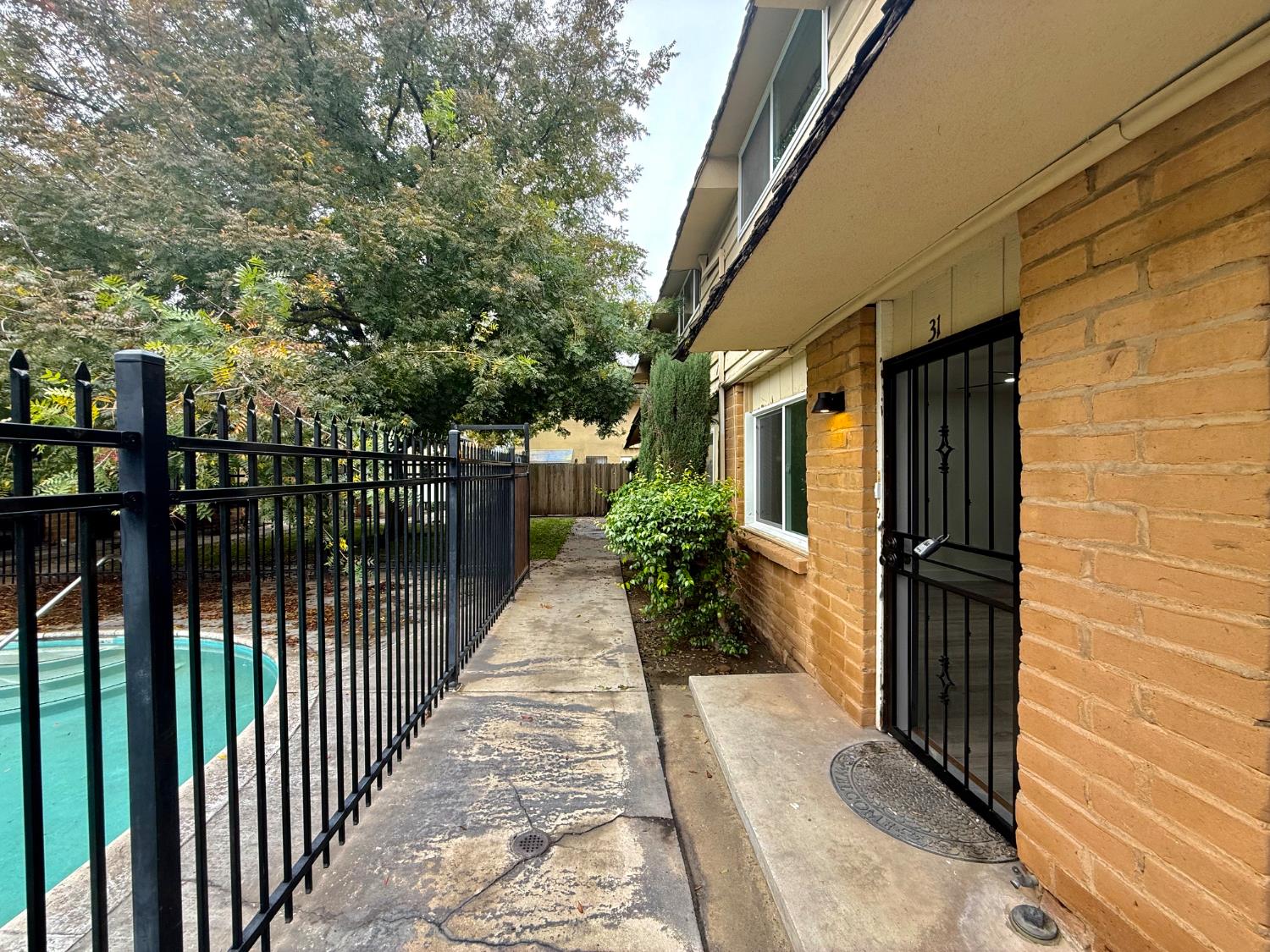 4136 N Thesta St #31, Fresno, CA 93726