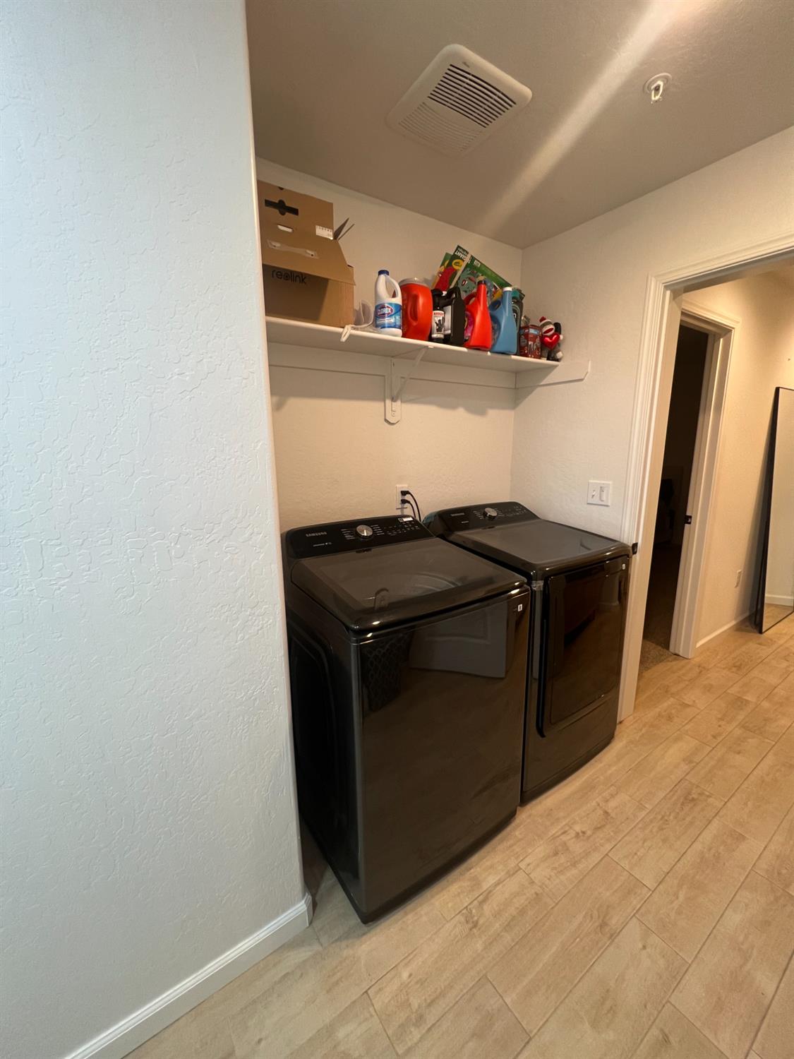 788 Apple Street, Dinuba, CA 93618