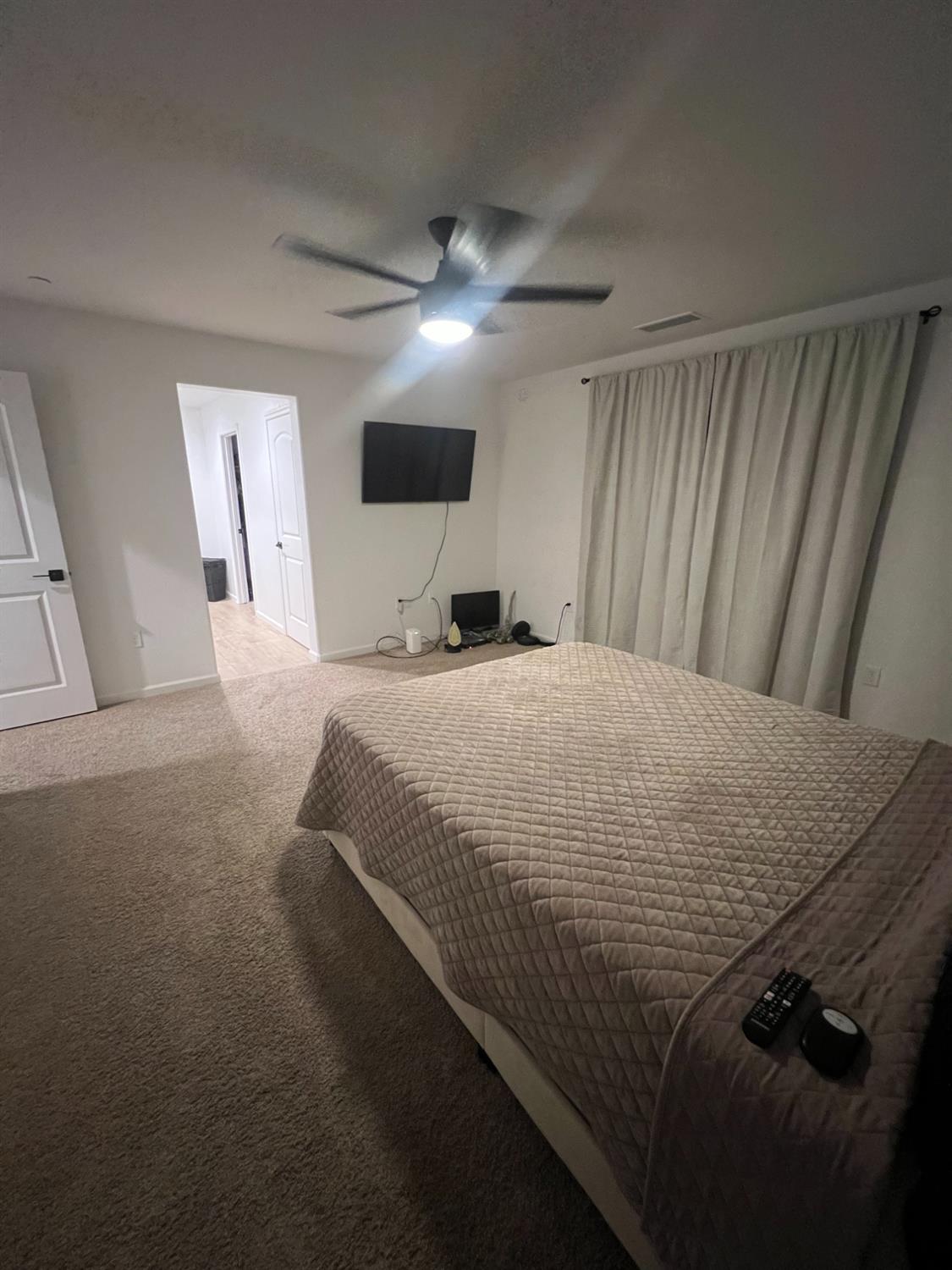 788 Apple Street, Dinuba, CA 93618