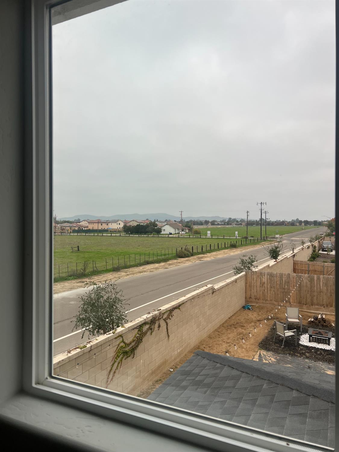 788 Apple Street, Dinuba, CA 93618