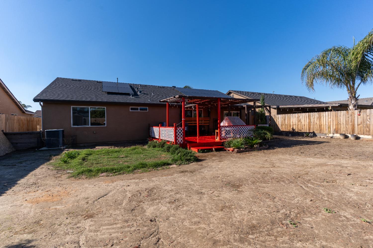 1853 S Kerckhoff Way, Hanford, CA 93230