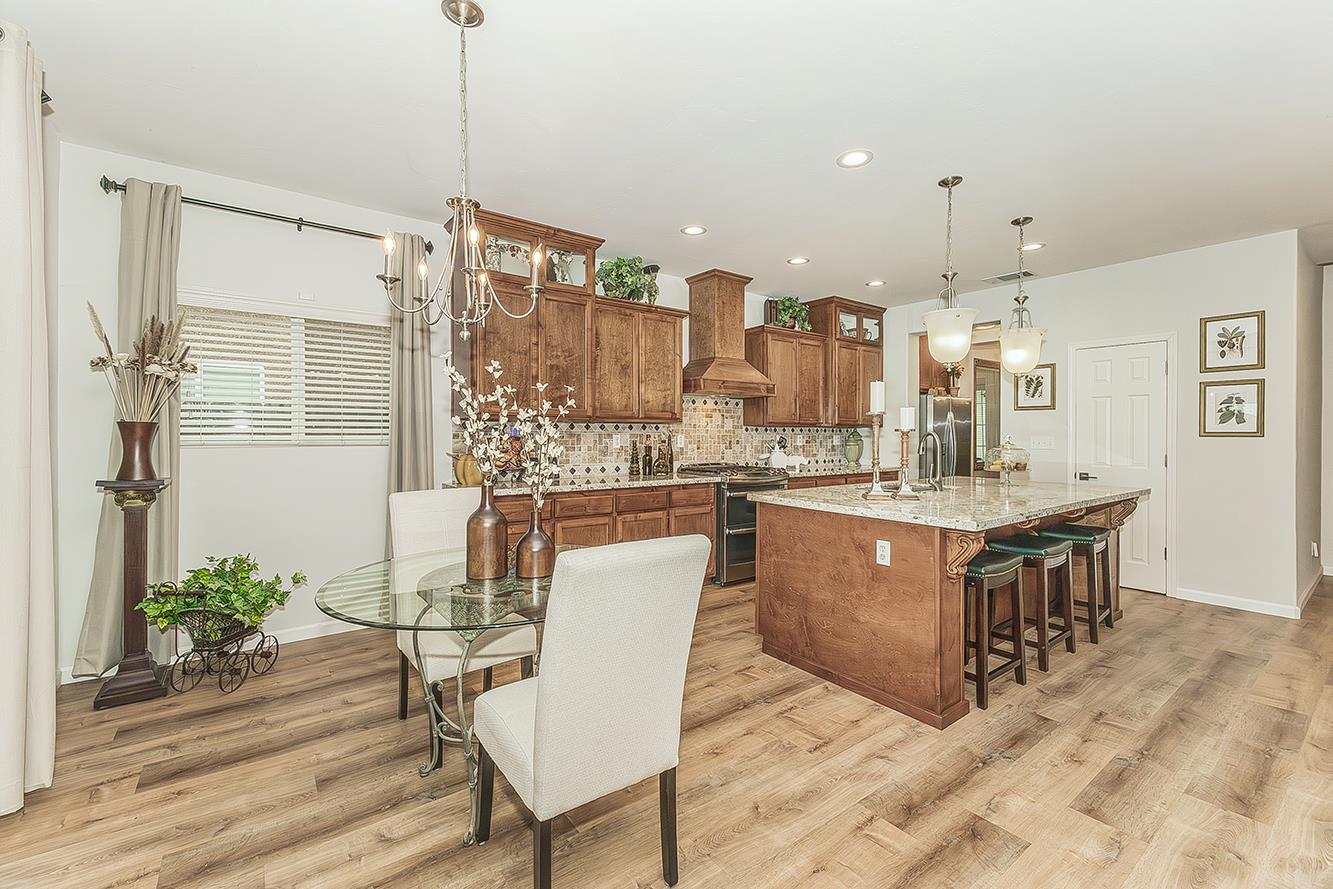 3046 Indianapolis Ave, Clovis, CA 93619