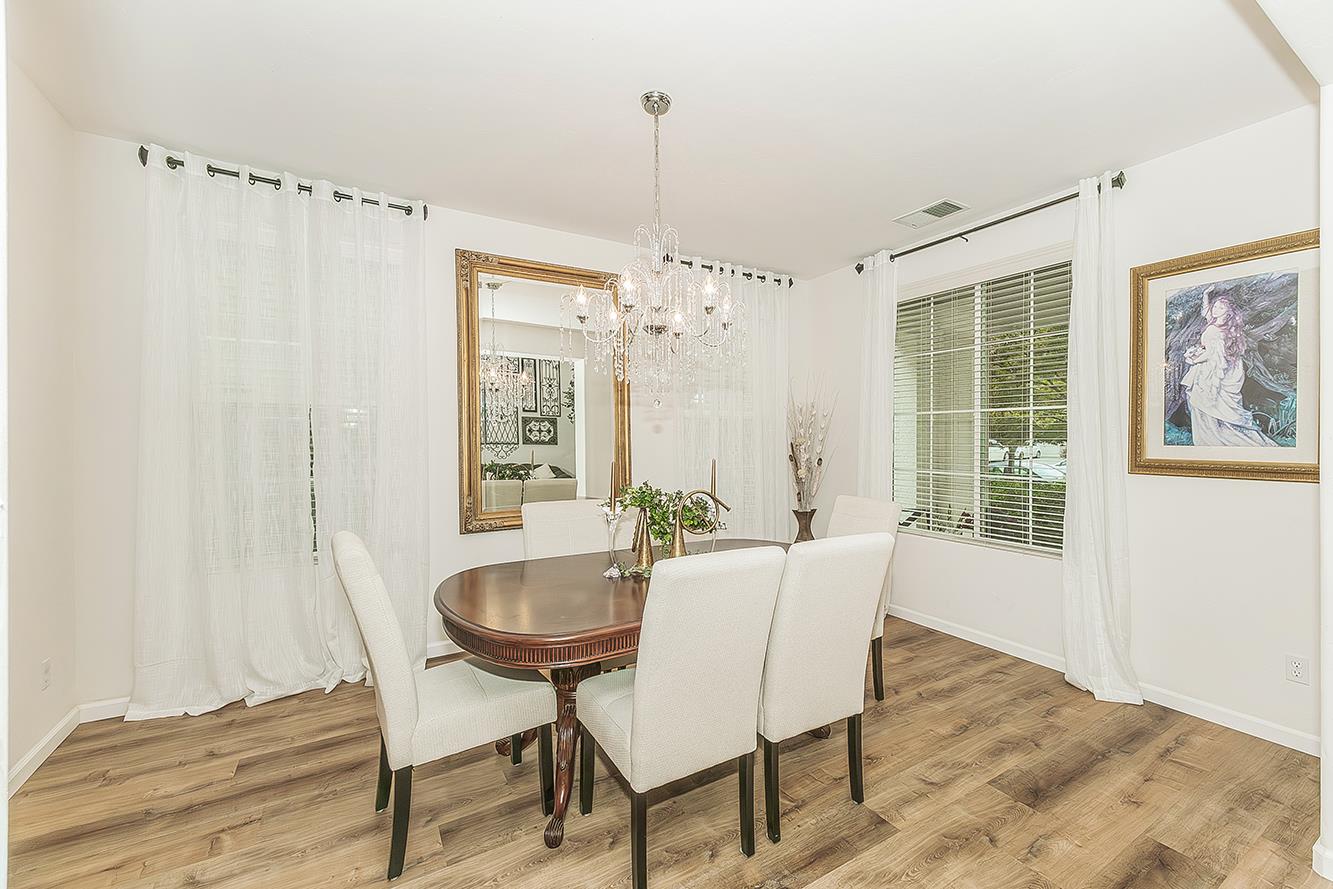 3046 Indianapolis Ave, Clovis, CA 93619