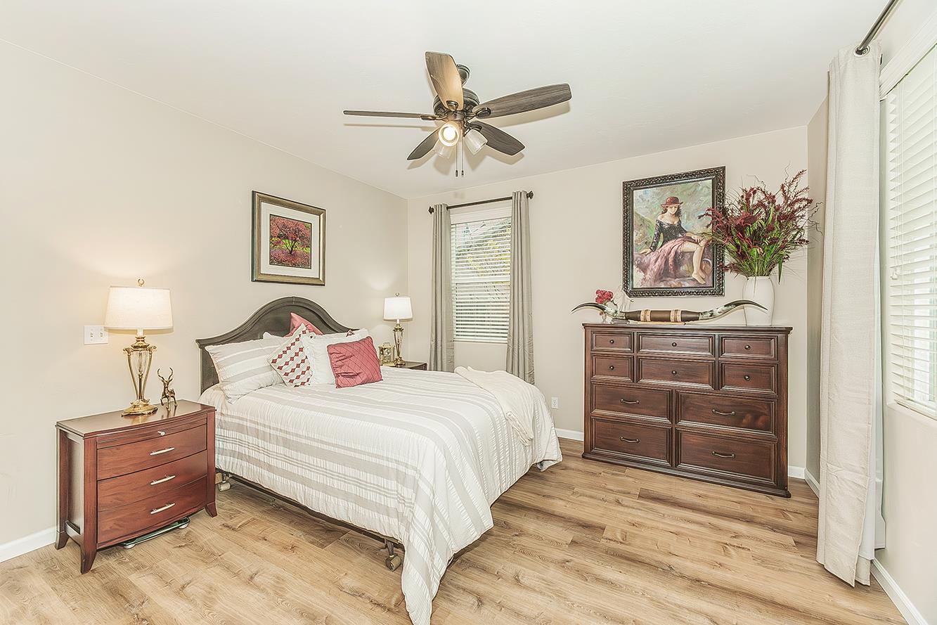 3046 Indianapolis Ave, Clovis, CA 93619