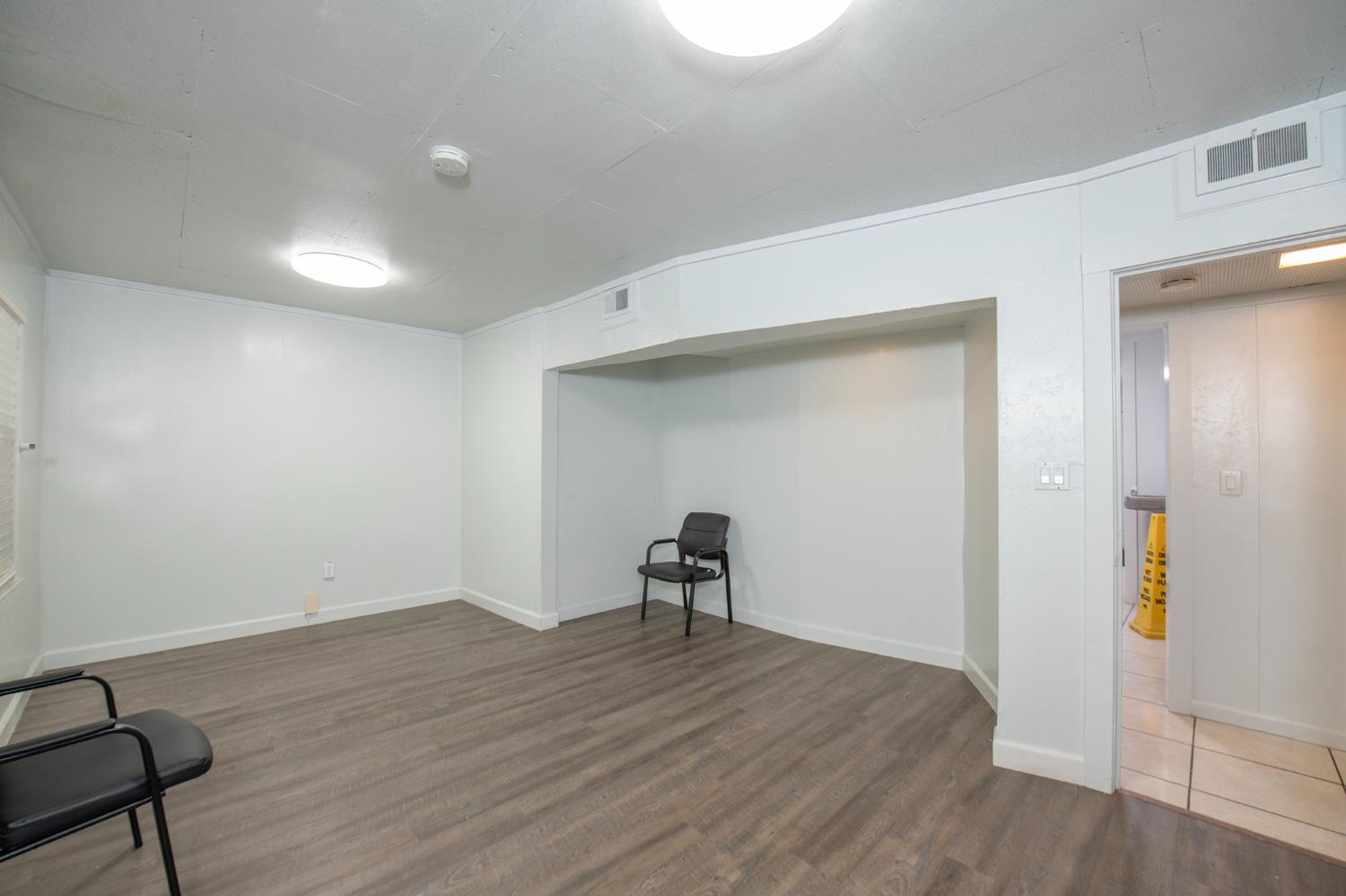 747 E Weldon Ave, Fresno, CA 93704