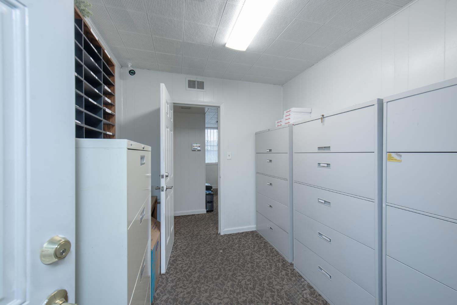 747 E Weldon Ave, Fresno, CA 93704