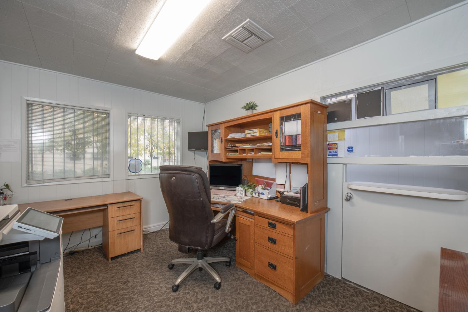 747 E Weldon Ave, Fresno, CA 93704