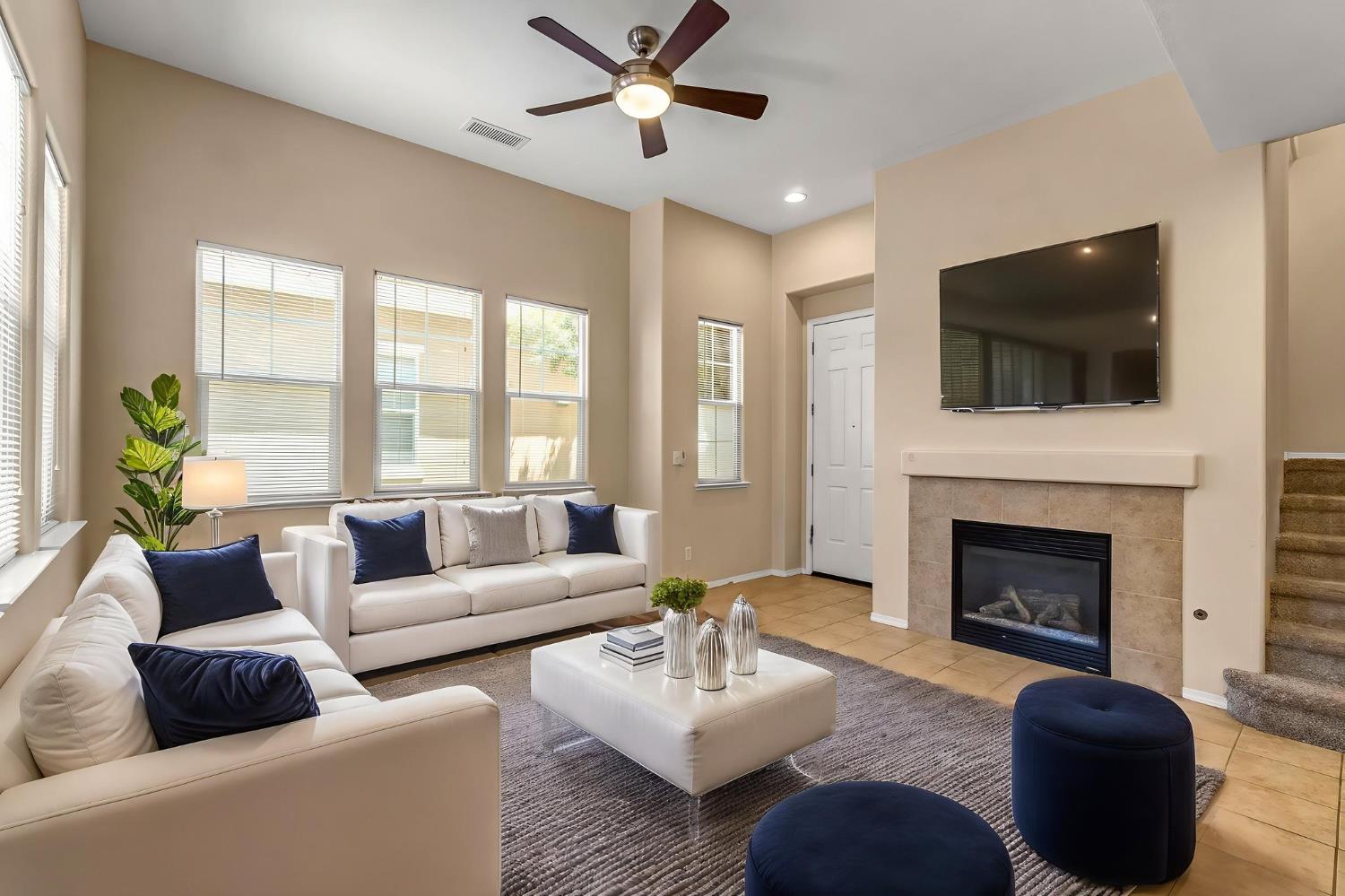 3855 Harlan Ranch Blvd, Clovis, CA 93619