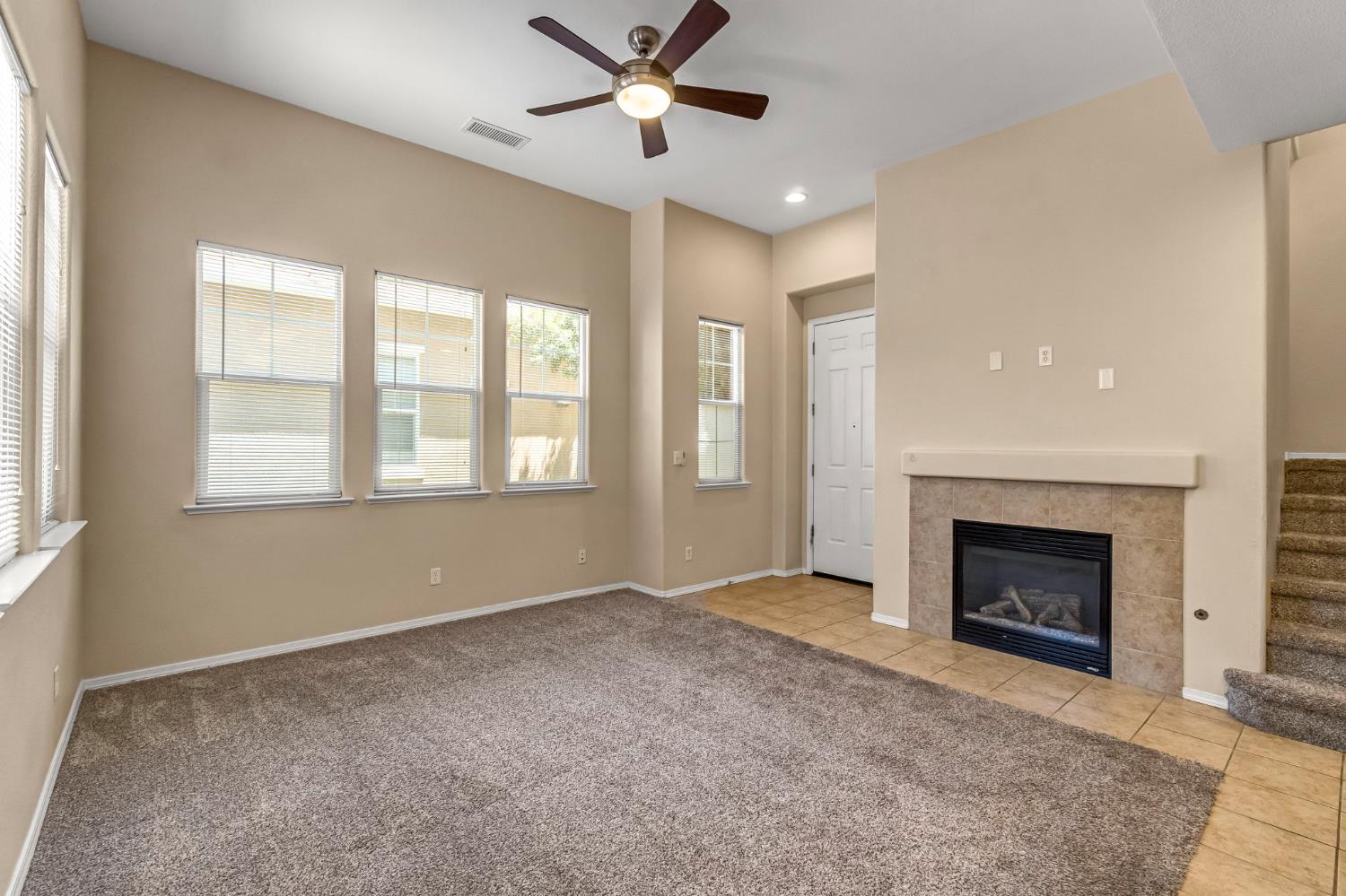 3855 Harlan Ranch Blvd, Clovis, CA 93619