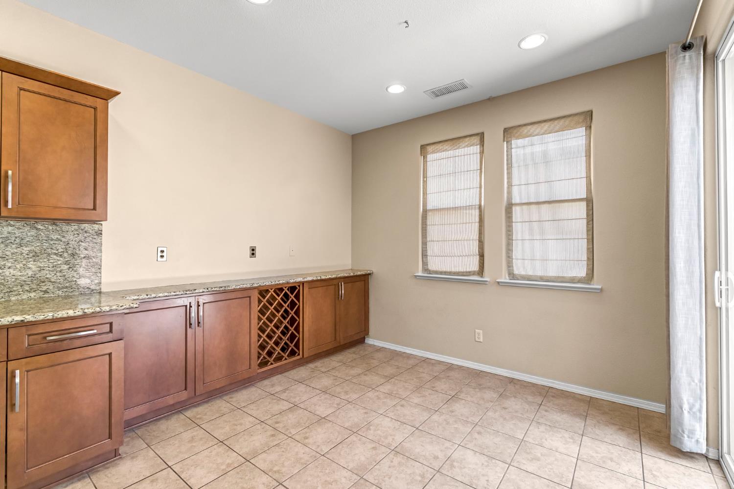 3855 Harlan Ranch Blvd, Clovis, CA 93619