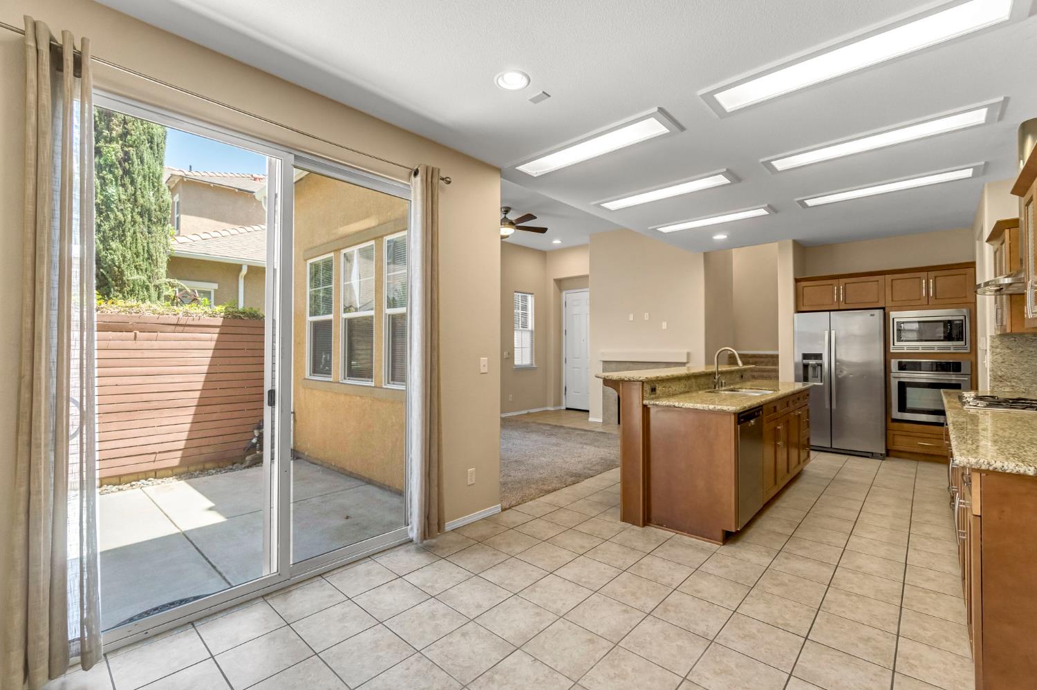 3855 Harlan Ranch Blvd, Clovis, CA 93619