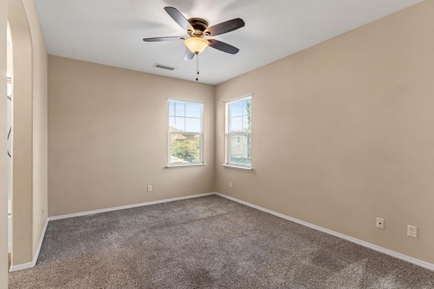 3855 Harlan Ranch Blvd, Clovis, CA 93619