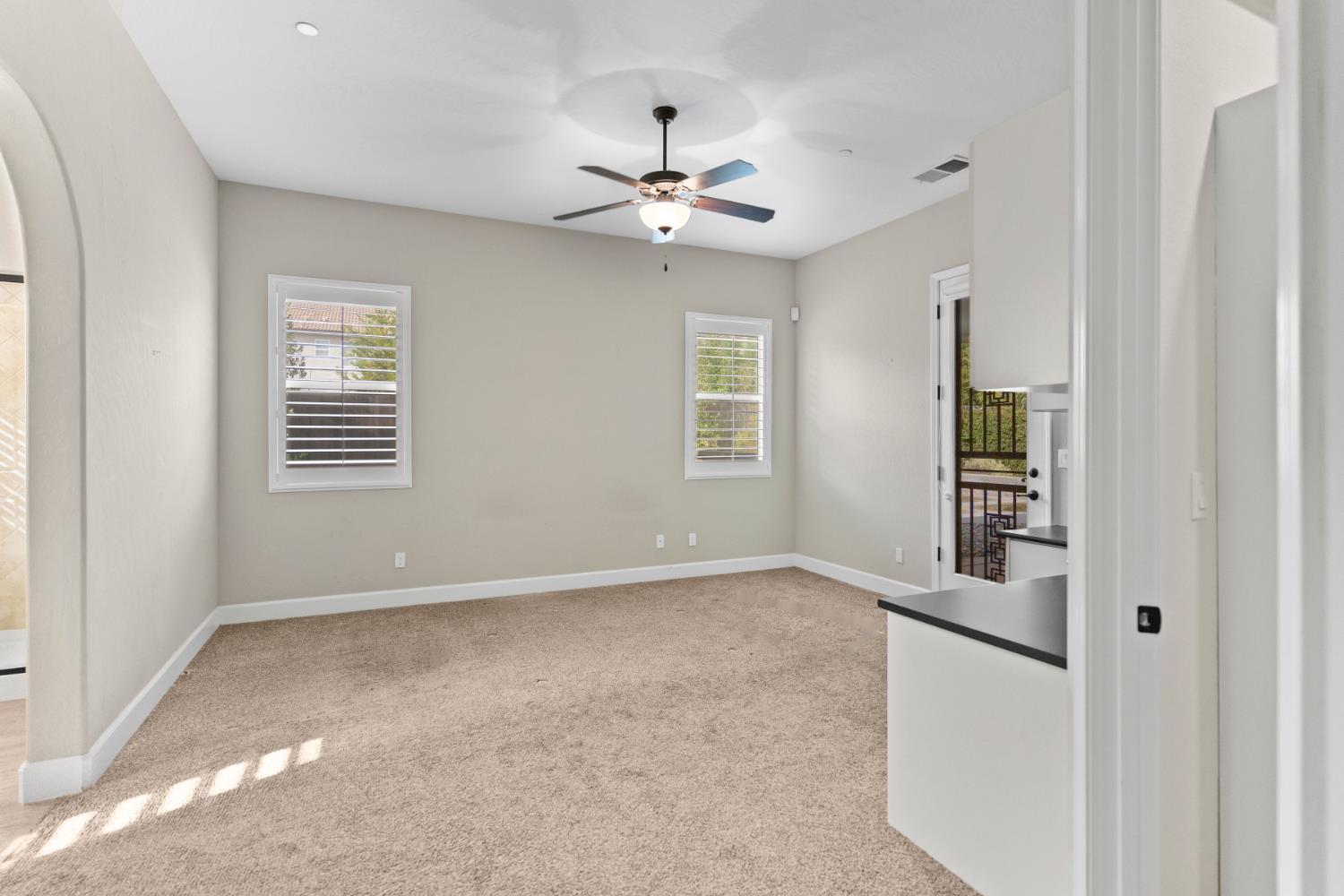 2914 Blackwood Ave, Clovis, CA 93619