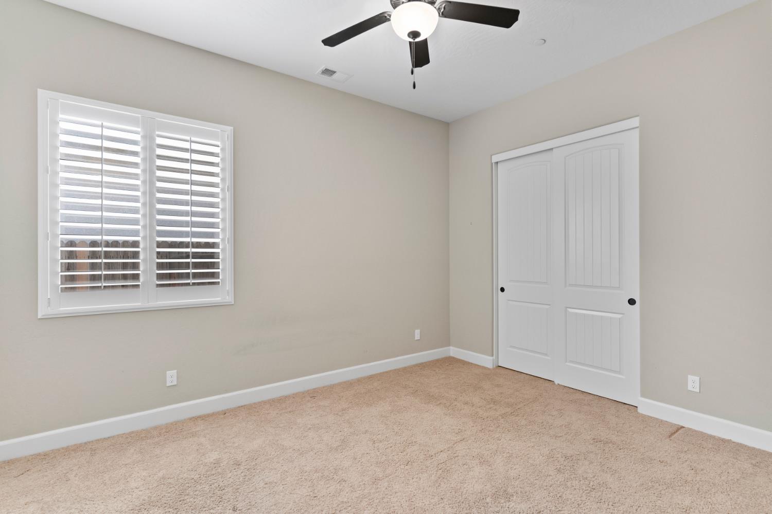 2914 Blackwood Ave, Clovis, CA 93619