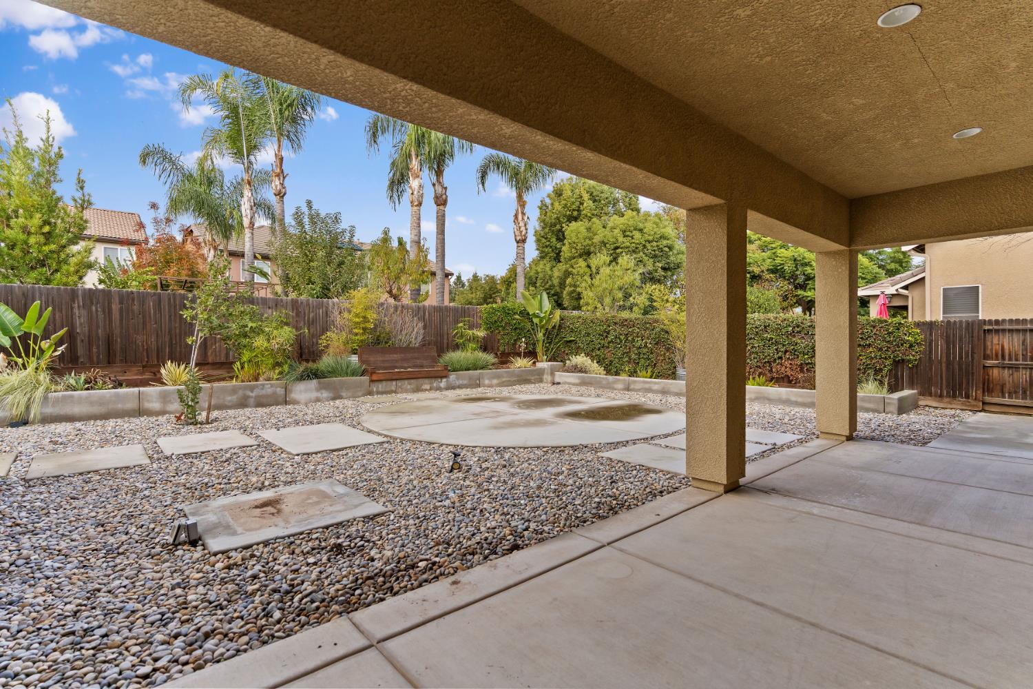 2914 Blackwood Ave, Clovis, CA 93619