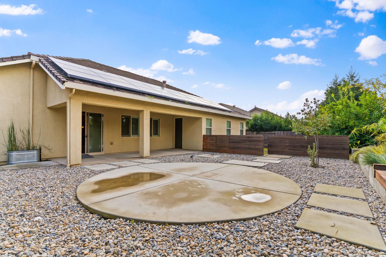 2914 Blackwood Ave, Clovis, CA 93619