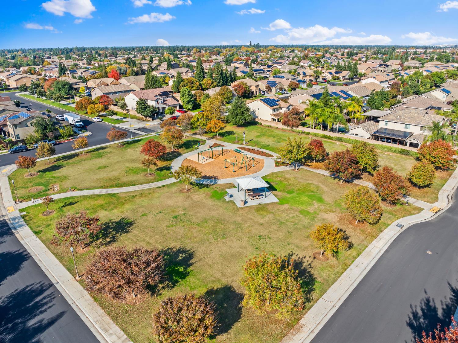 2914 Blackwood Ave, Clovis, CA 93619