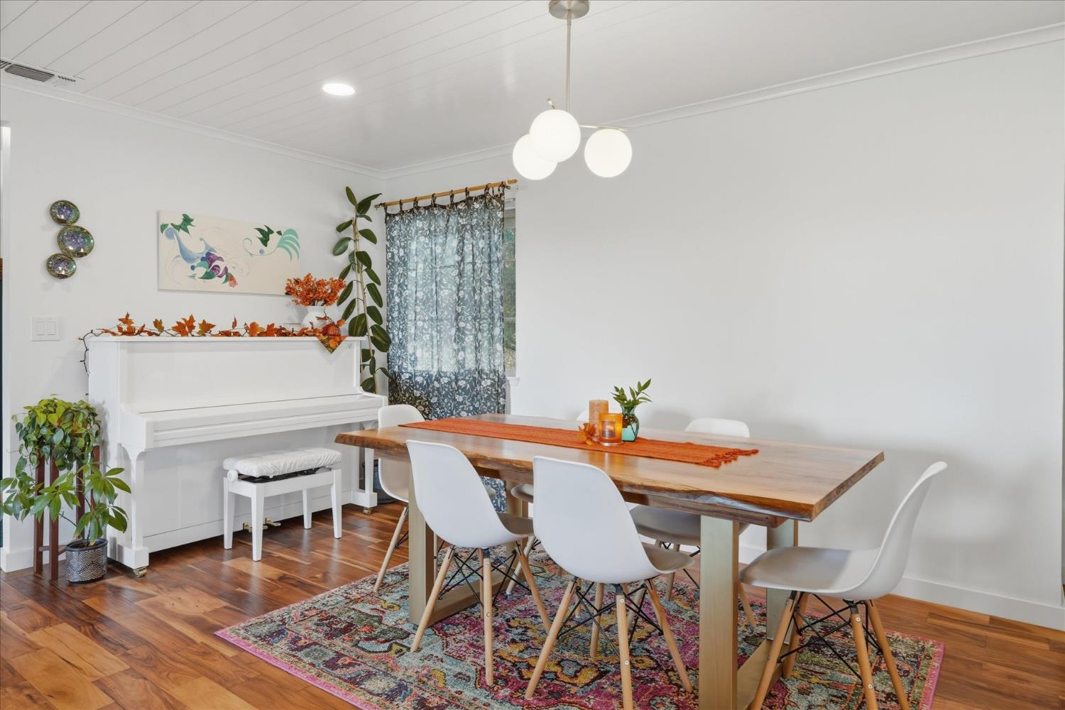 32169 Maranatha Dr, North Fork, CA 93643