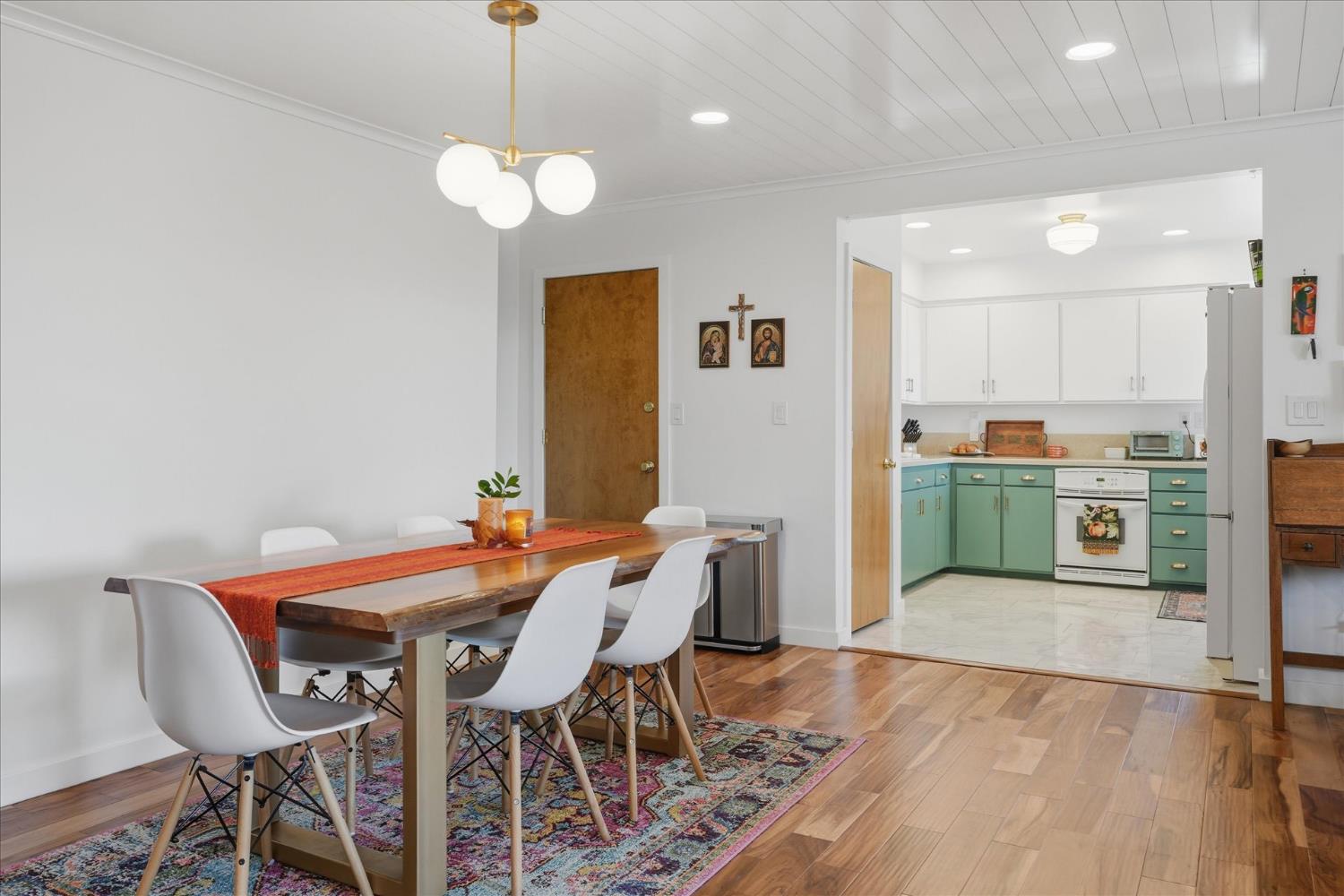 32169 Maranatha Dr, North Fork, CA 93643