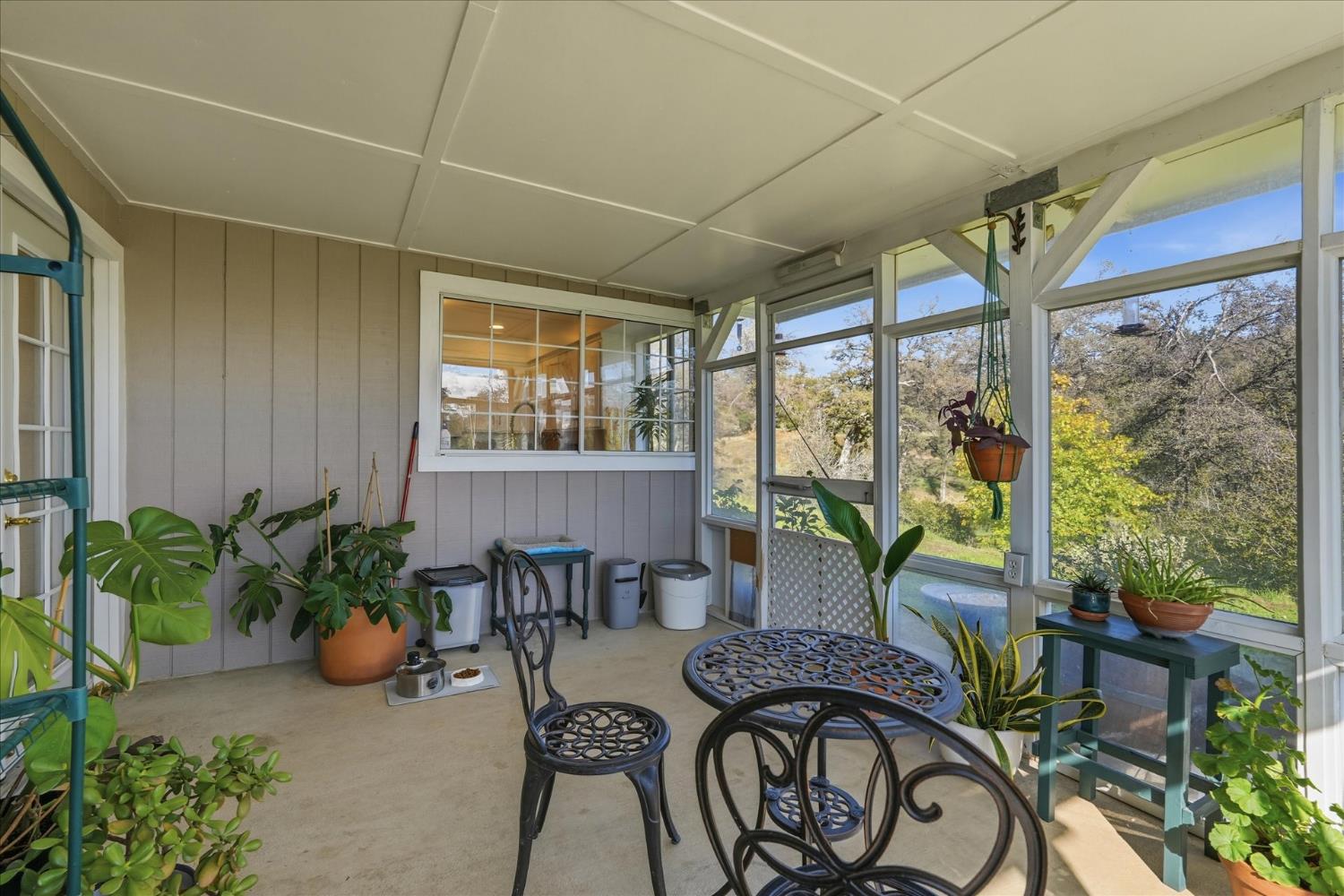 32169 Maranatha Dr, North Fork, CA 93643