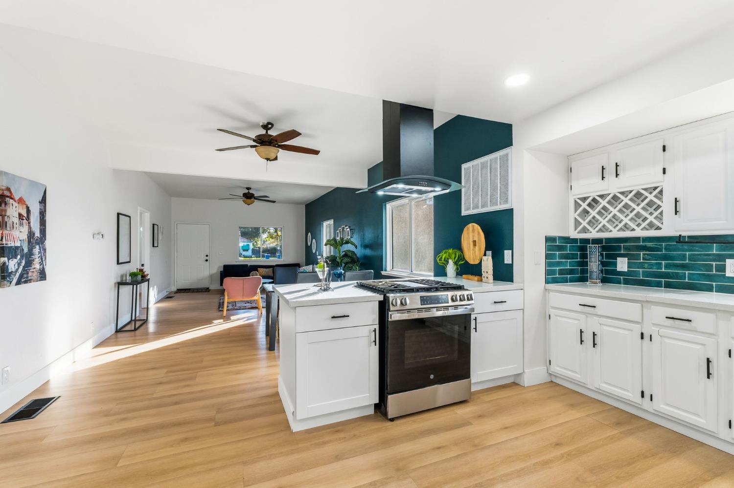 3515 E Lowe Ave, Fresno, CA 93702