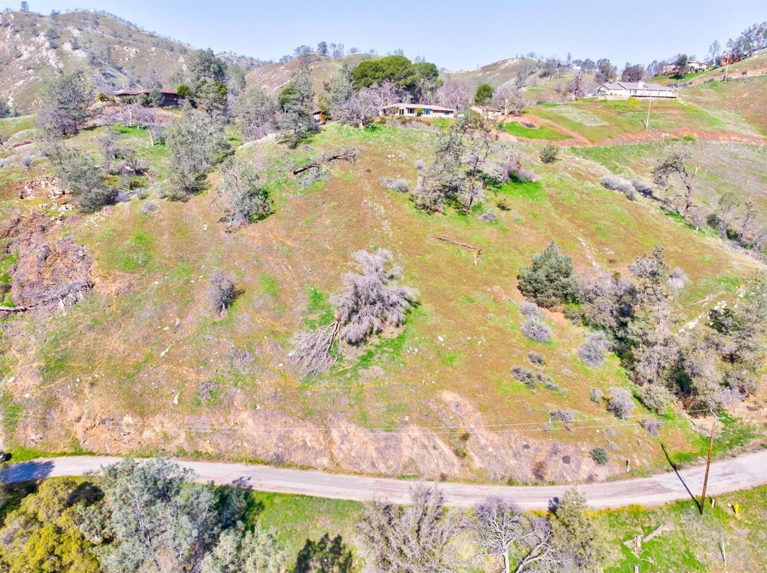 20665 Galileo Dr, Friant, CA 93626