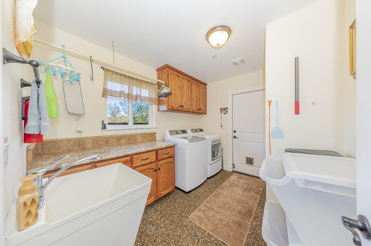 33099 Road 800, Raymond, CA 93653