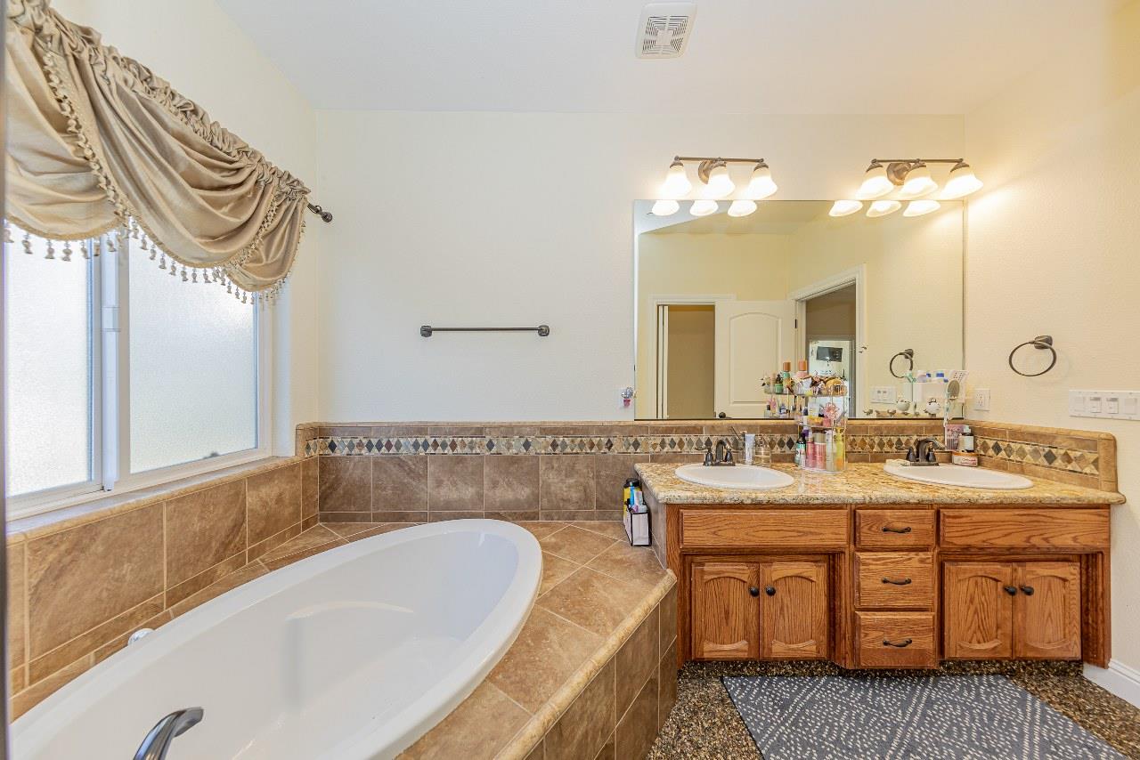 33099 Road 800, Raymond, CA 93653