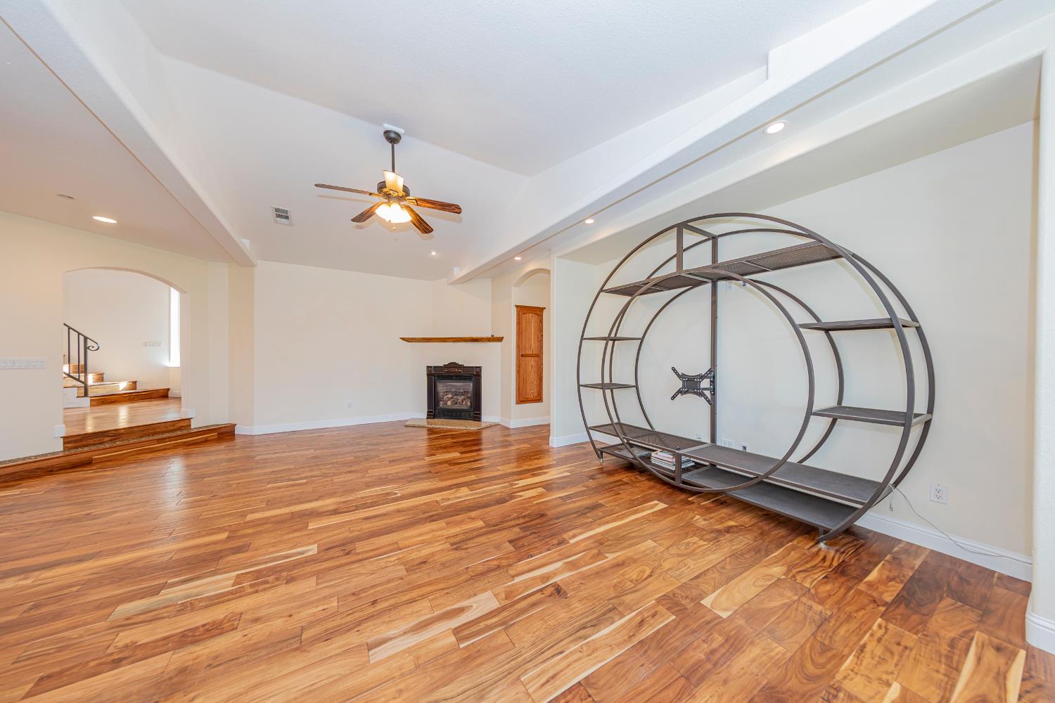 33099 Road 800, Raymond, CA 93653