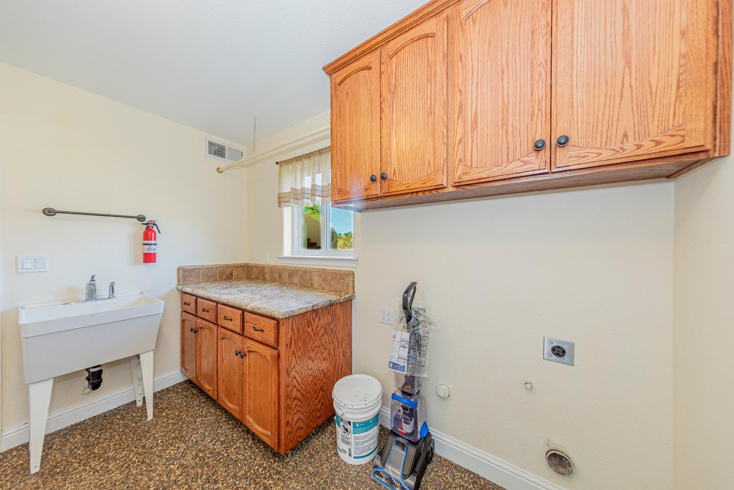 33099 Road 800, Raymond, CA 93653