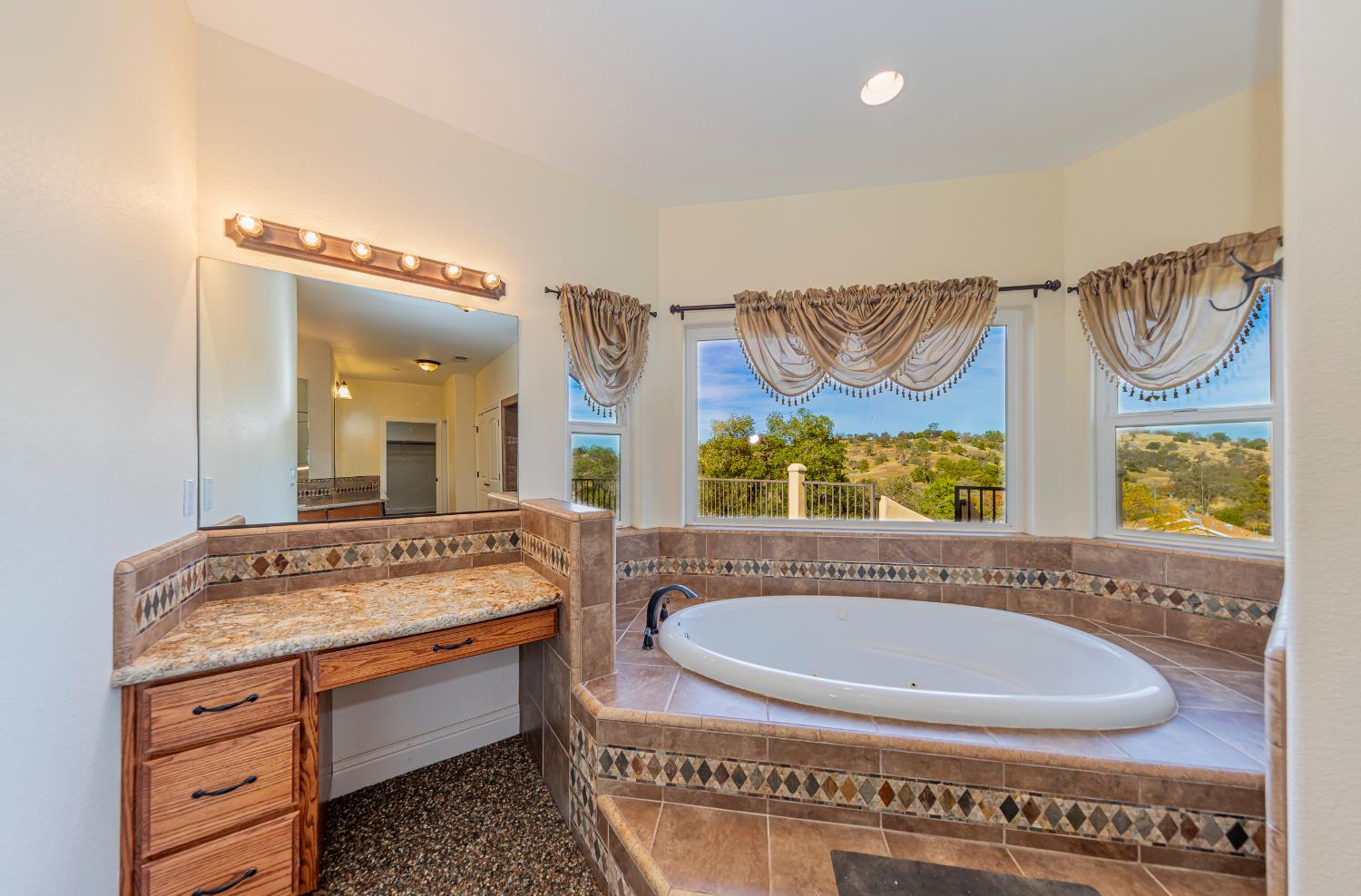 33099 Road 800, Raymond, CA 93653