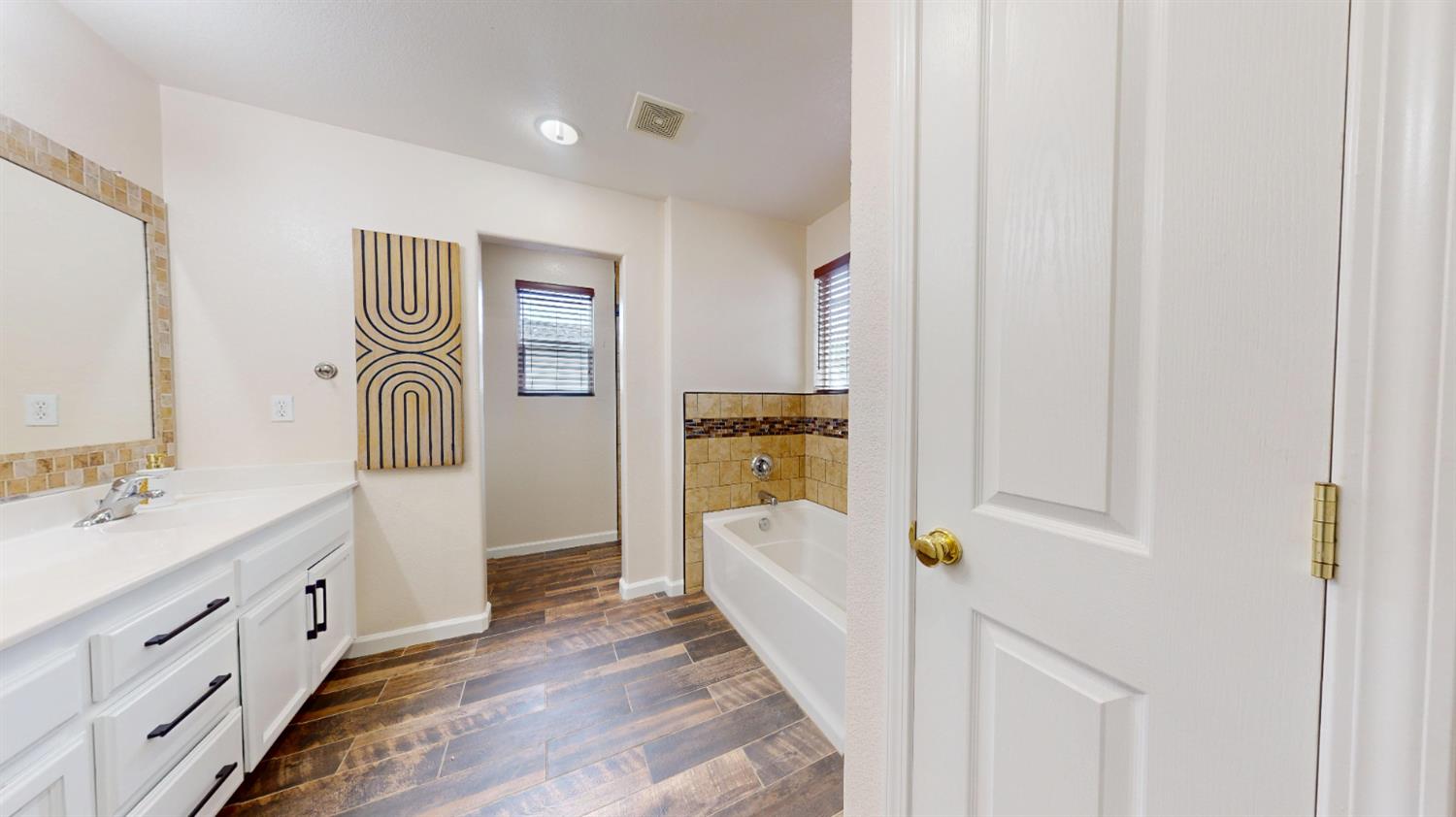 850 Romero Ave, Parlier, CA 93648