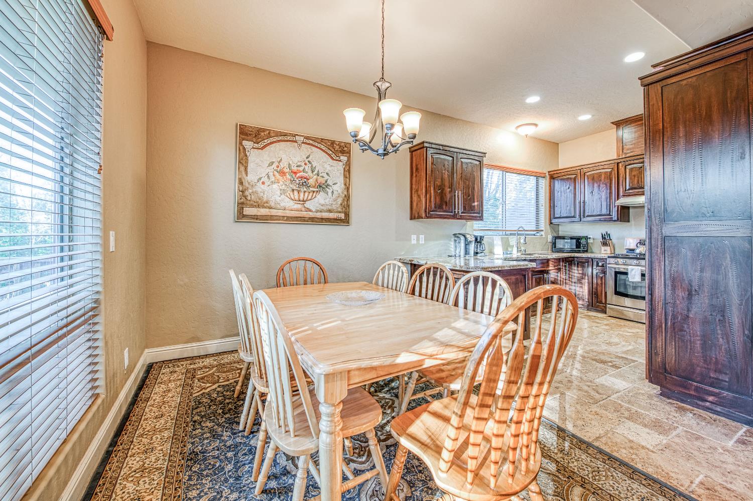 40722 Village Pass Ln, Shaver Lake, CA 93664