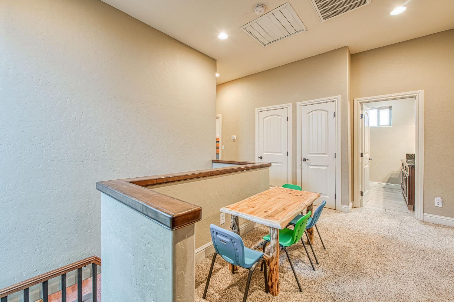 40722 Village Pass Ln, Shaver Lake, CA 93664