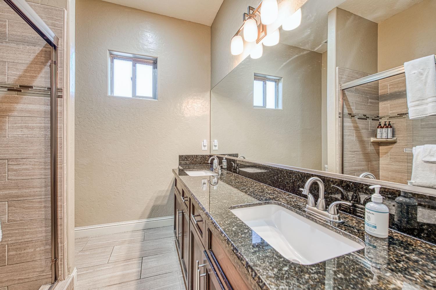 40722 Village Pass Ln, Shaver Lake, CA 93664