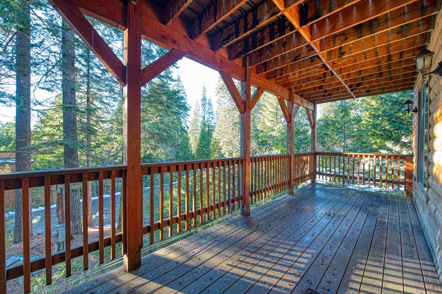40722 Village Pass Ln, Shaver Lake, CA 93664
