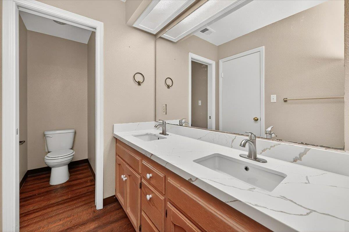 8153 N Cedar Ave #212, Fresno, CA 93720